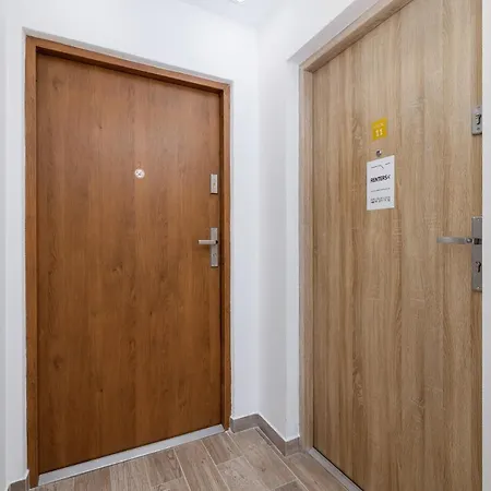 Cozy Moniuszki Cracow Downtown By Renters Apartament *