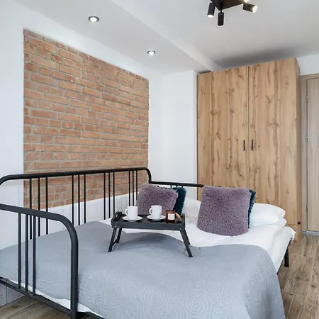 Cozy Moniuszki Cracow Downtown By Renters Apartament