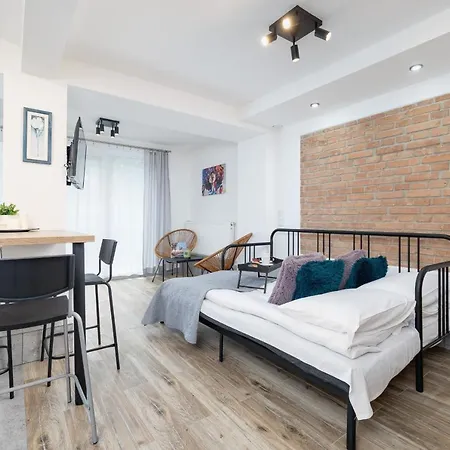 Cozy Moniuszki Cracow Downtown By Renters 公寓
