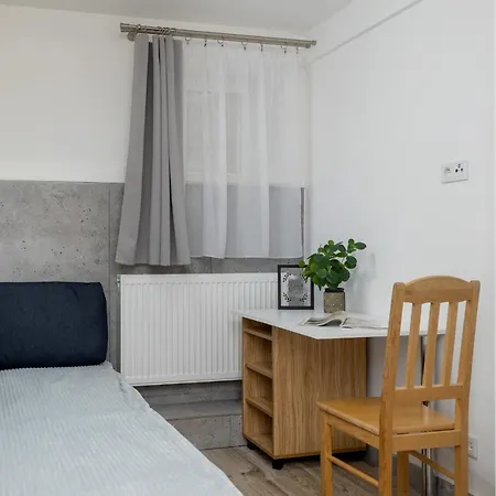 Cozy Moniuszki Cracow Downtown By Renters * 克拉科夫
