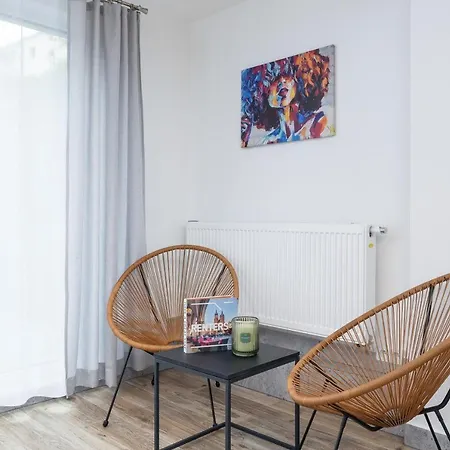 Cozy Moniuszki Cracow Downtown By Renters Apartment