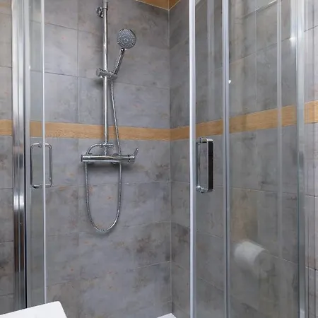 Apartment Cozy Moniuszki Cracow Downtown By Renters Krakau